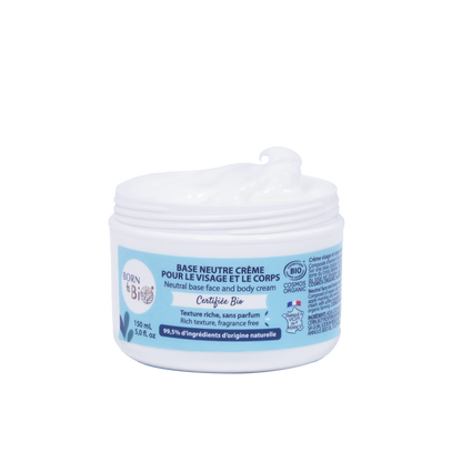 La Crème Base Universelle de Born to Bio est une formule bio conçue pour le visage et le corps. Adaptée à toutes les peaux, elle offre un soin neutre et naturel, à utiliser seule ou avec des actifs pour un soin personnalisé.